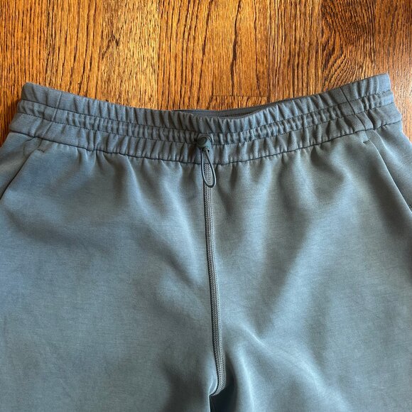 Lululemon Softstreme High-Rise Pant Size 8 Regular Length in Crater Blue - Picture 3 of 7